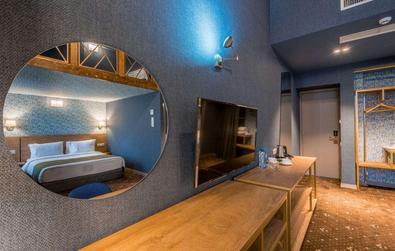 Gladius Inn Boutique Hotel By Dnt Group Tbilisi ภายนอก รูปภาพ